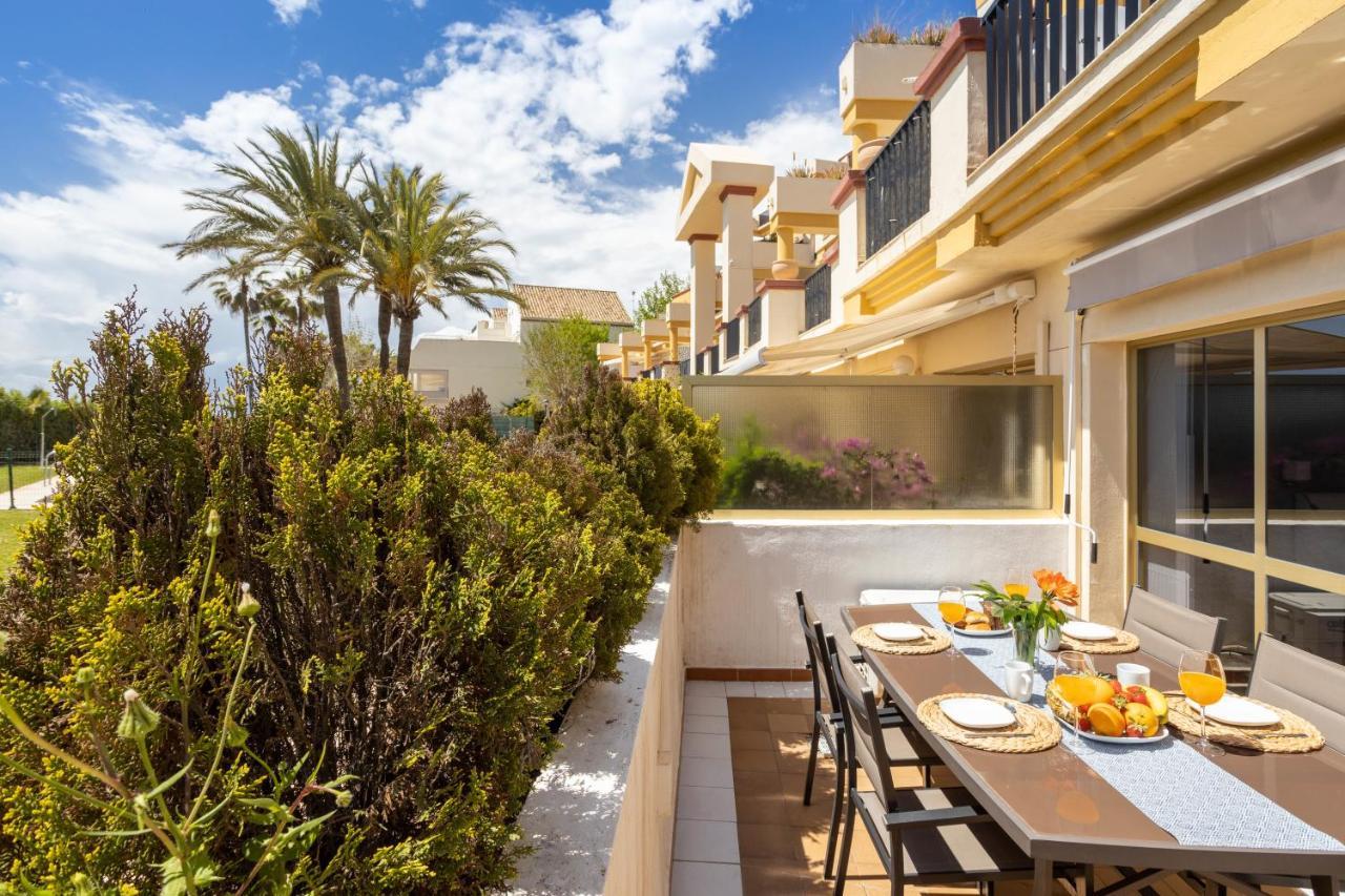 Oleholidays 806 Romana Playa Primera Linea De Playa Marbella Eksteriør billede